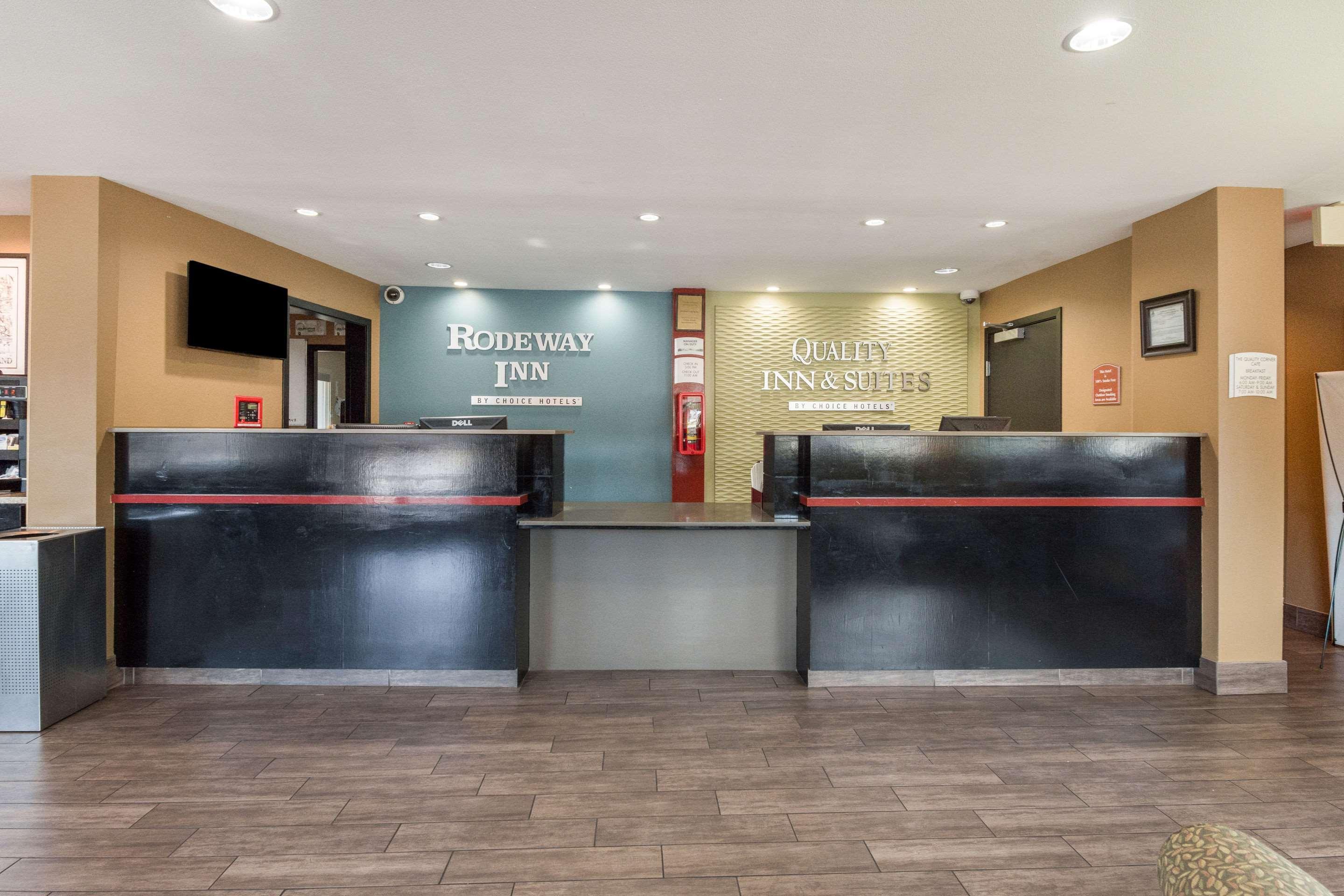 Rodeway Inn Portland Airport Экстерьер фото